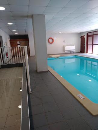 Joli Appartement T2 Dans Residence Avec Piscine, Hammam Et Parking Gratuits Carcassonne Exteriér fotografie