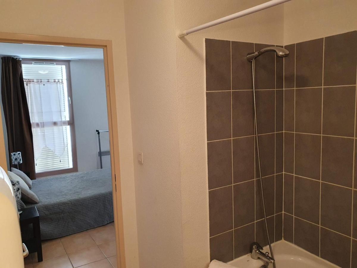 Joli Appartement T2 Dans Residence Avec Piscine, Hammam Et Parking Gratuits Carcassonne Exteriér fotografie